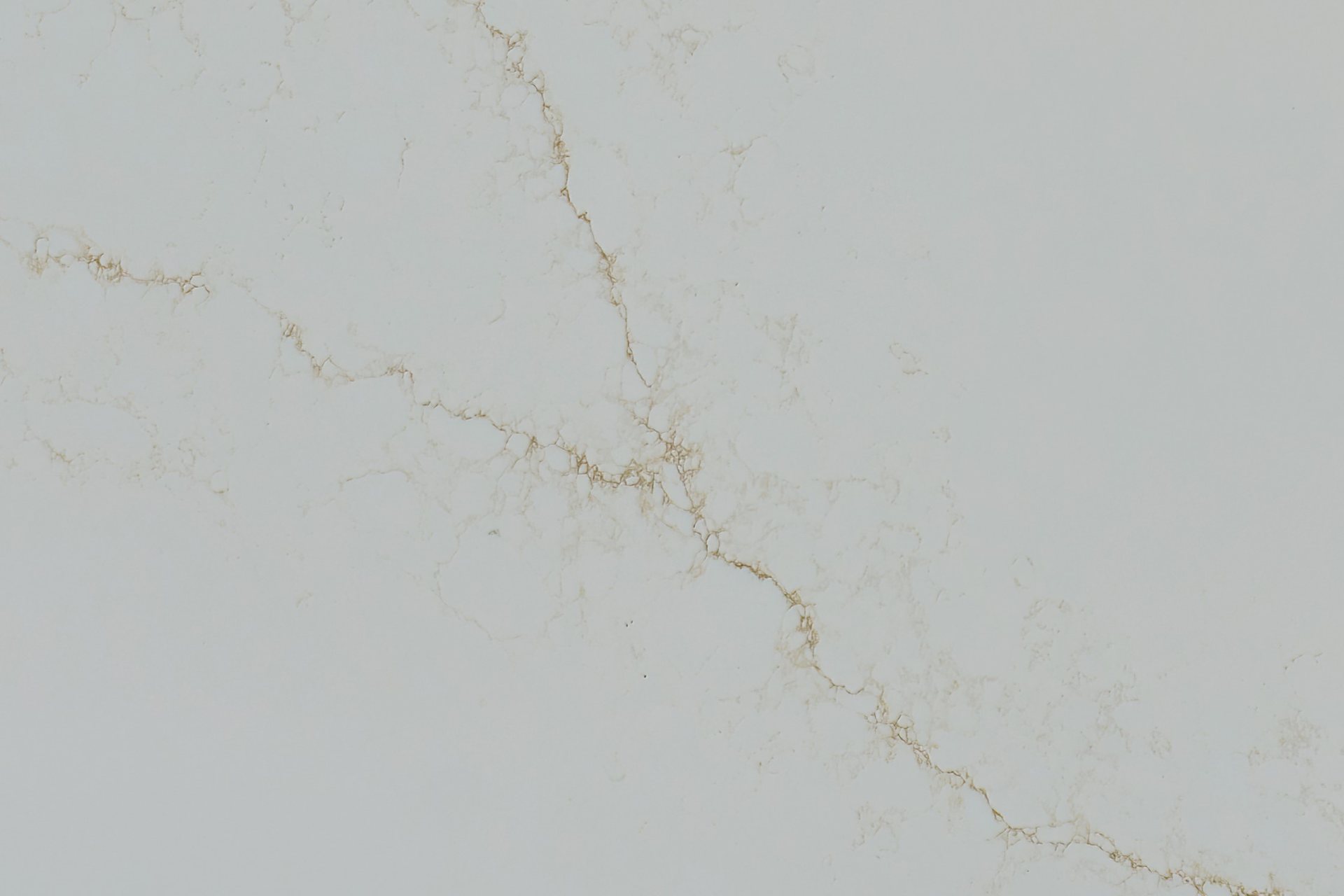 Naurelle Gold slab view 2